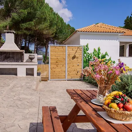 Villa Angelina Alikész