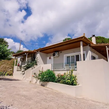Angelina Villa